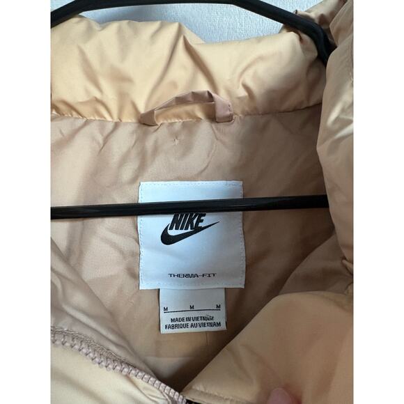 Nike NWT Therma-FIT Windrunner Women's Down Vest - Picture 6 of 6